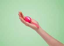 Lade das Bild in den Galerie-Viewer, Funfactory Smartball UNO Liebeskugel rot/weiß
